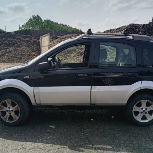 Fiat Panda Cross Anno 2007 | Veicolo Intero | SOLO PER RICAMBI