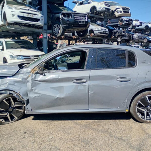 Peugeot 208 (P21E) Anno 2024 | Veicolo Intero | SOLO PER RICAMBI