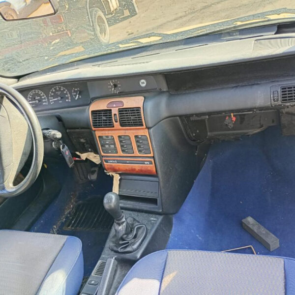 Lancia Delta Anno 1998 | Veicolo Intero | SOLO PER RICAMBI