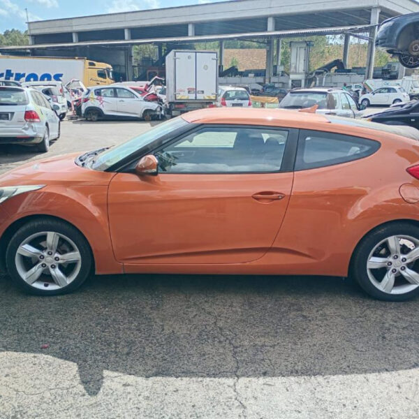 Hyundai Veloster Anno 2011 | Veicolo Intero | SOLO PER RICAMBI