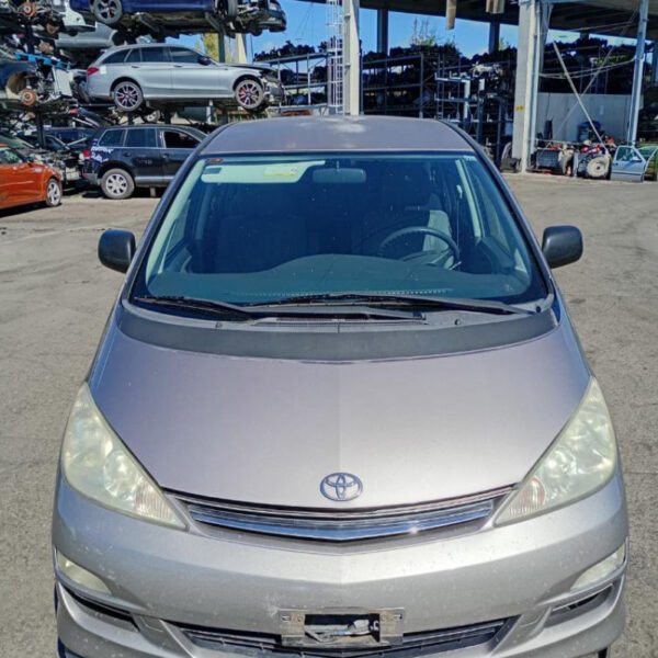 Toyota Previa Anno 2004 | Veicolo Intero | SOLO PER RICAMBI