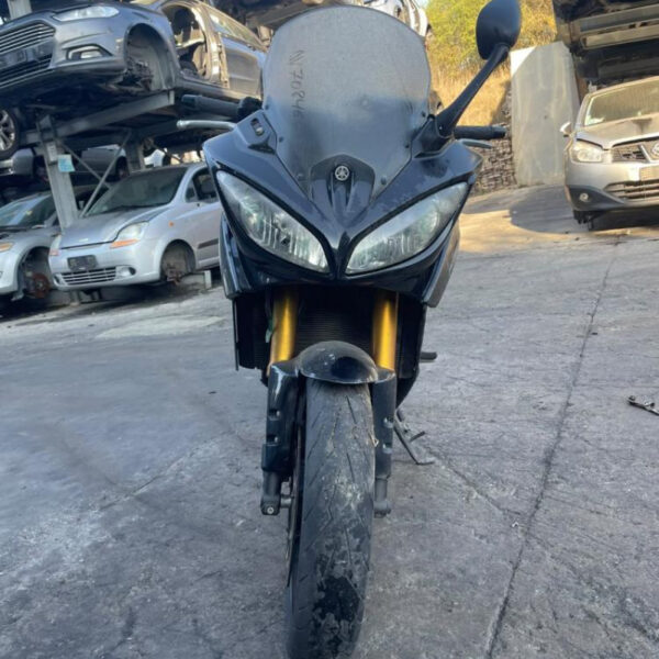 Yamaha Fazer FZ8 Anno 2011 | Motoveicolo Intero | SOLO PER RICAMBI