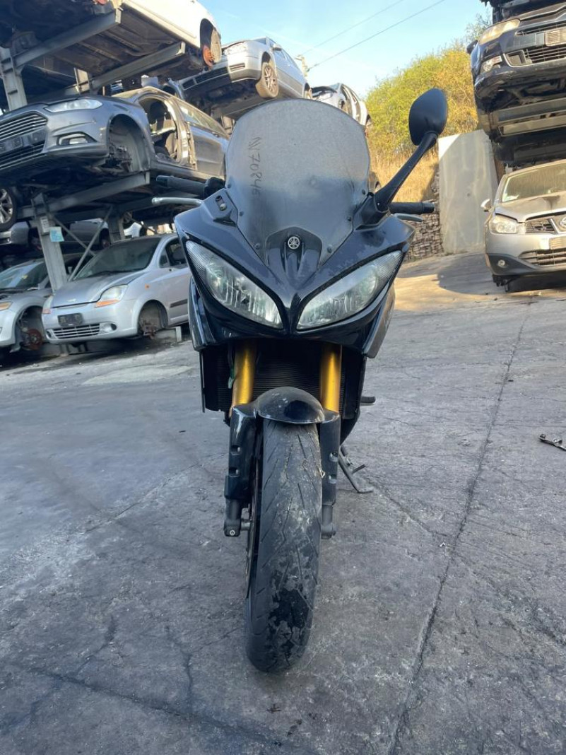 Yamaha Fazer FZ8 Anno 2011 | Motoveicolo Intero | SOLO PER RICAMBI
