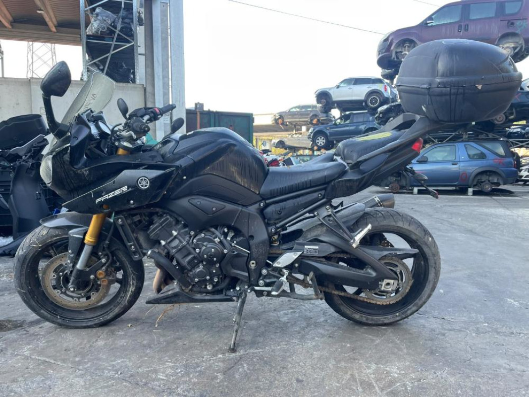 Yamaha Fazer FZ8 Anno 2011 | Motoveicolo Intero | SOLO PER RICAMBI