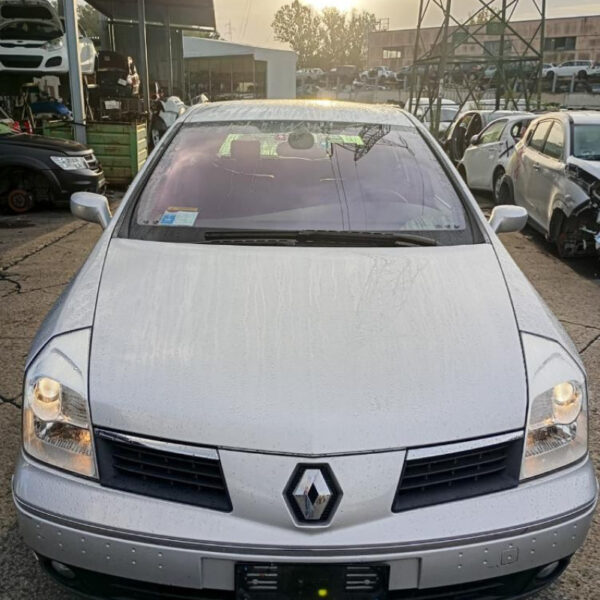 Renault Val Satis Anno 2006 | Veicolo Intero | SOLO PER RICAMBI