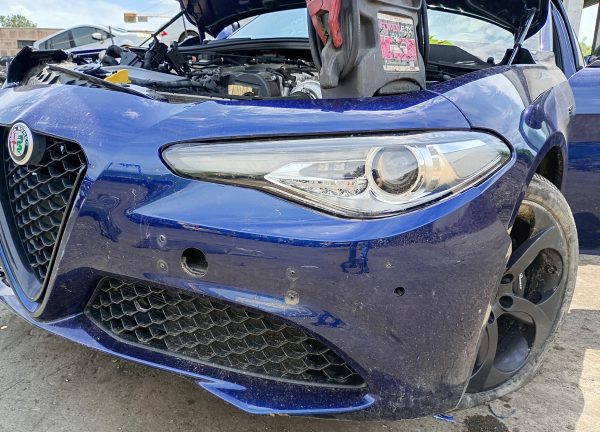 Alfa Romeo Giulia Sprint Anno 2021 | Veicolo Intero | SOLO PER RICAMBI