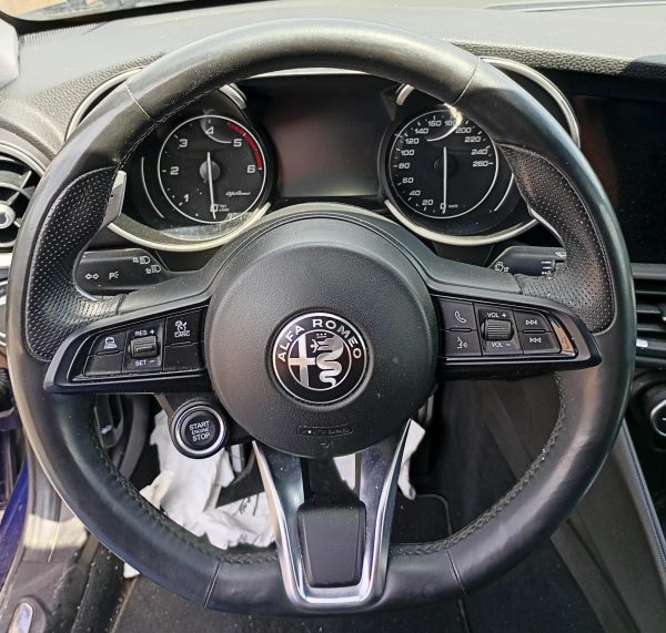 Alfa Romeo Giulia Sprint Anno 2021 | Veicolo Intero | SOLO PER RICAMBI