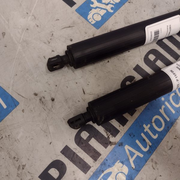 Pistoncini elettrici Portellone Posteriore Jeep Avenger 2023