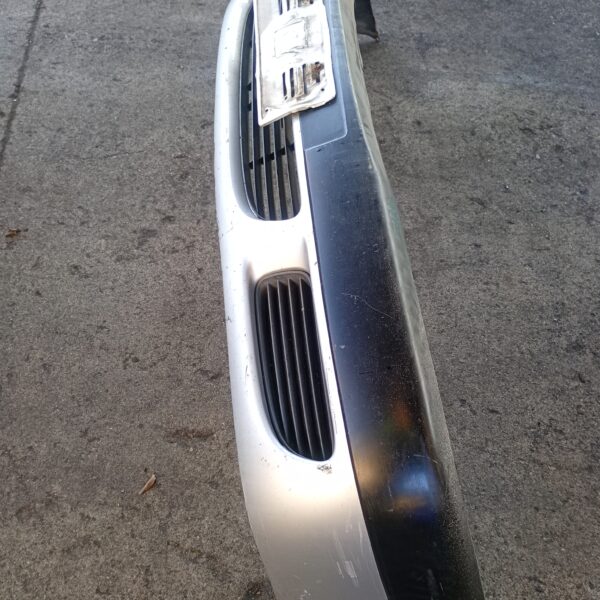 Paraurti Anteriore Toyota Corolla 1997 – 2002
