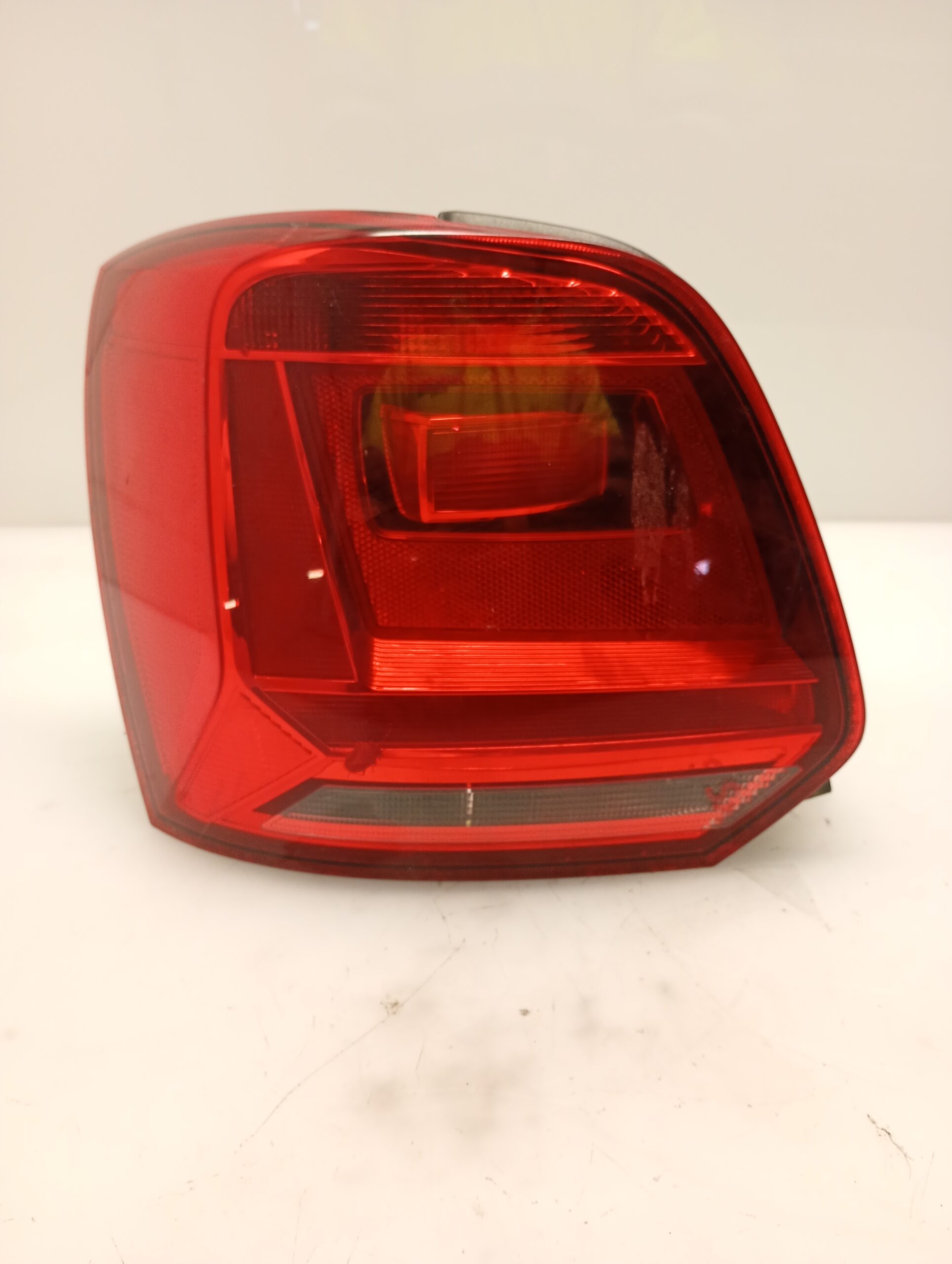 Faro / Fanale Posteriore Sinistro Volkswagen Polo 6C 2014 – 2018