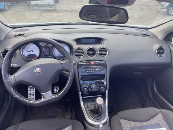 Peugeot 308 C+C Anno 2011 | Veicolo Intero | SOLO PER RICAMBI