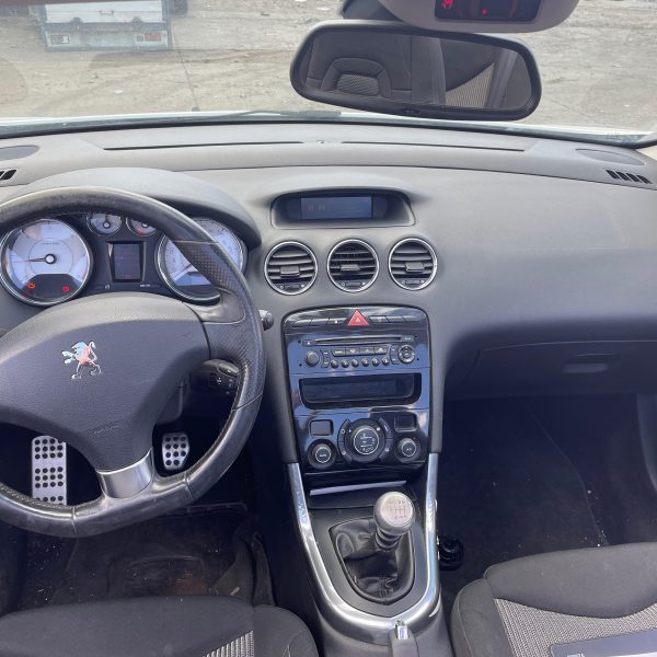 Peugeot 308 C+C Anno 2011 | Veicolo Intero | SOLO PER RICAMBI